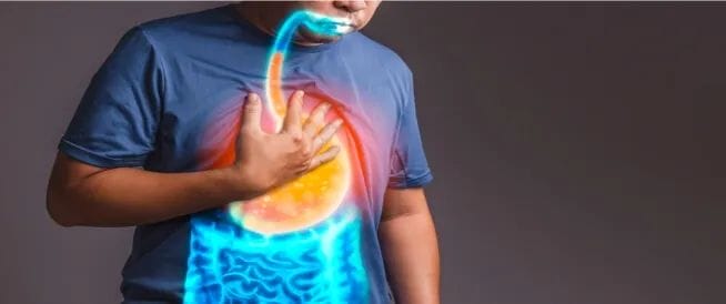 ما هو الفرق بين التهاب الحلق وارتجاع المرئ ؟